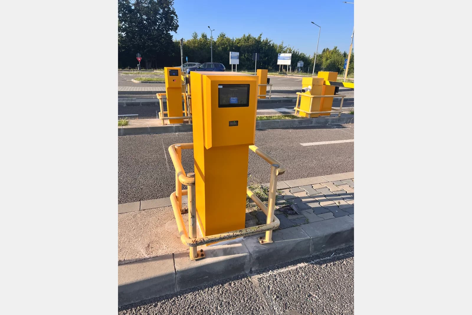 Cum transformi o parcare gratuită într-o parcare cu plată, pas cu pas Cum transformi o parcare gratuită într-o parcare cu plată, pas cu pas